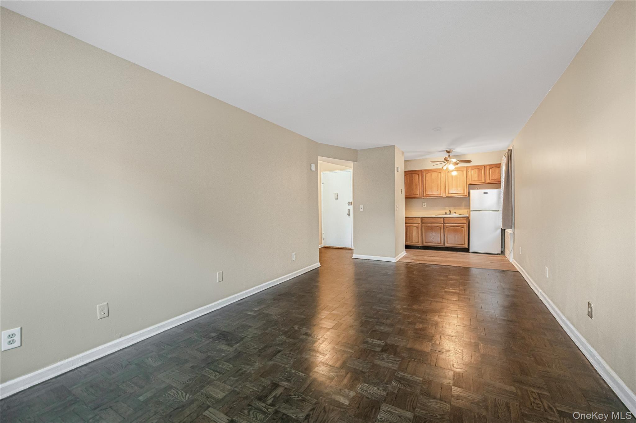 1725 Edison Avenue, Unit 1F photo 3