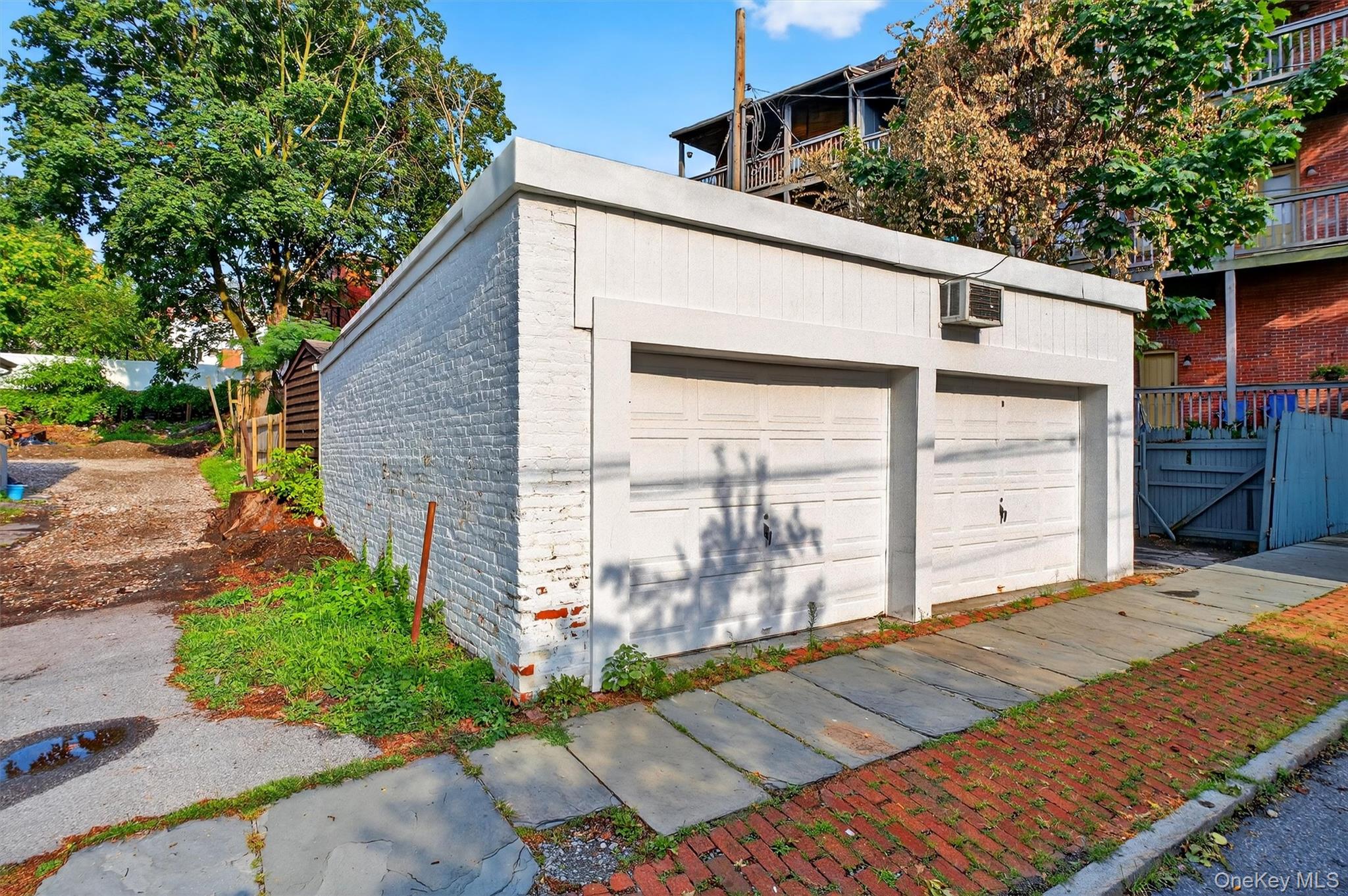 181 Union Street – For Sale photo 39