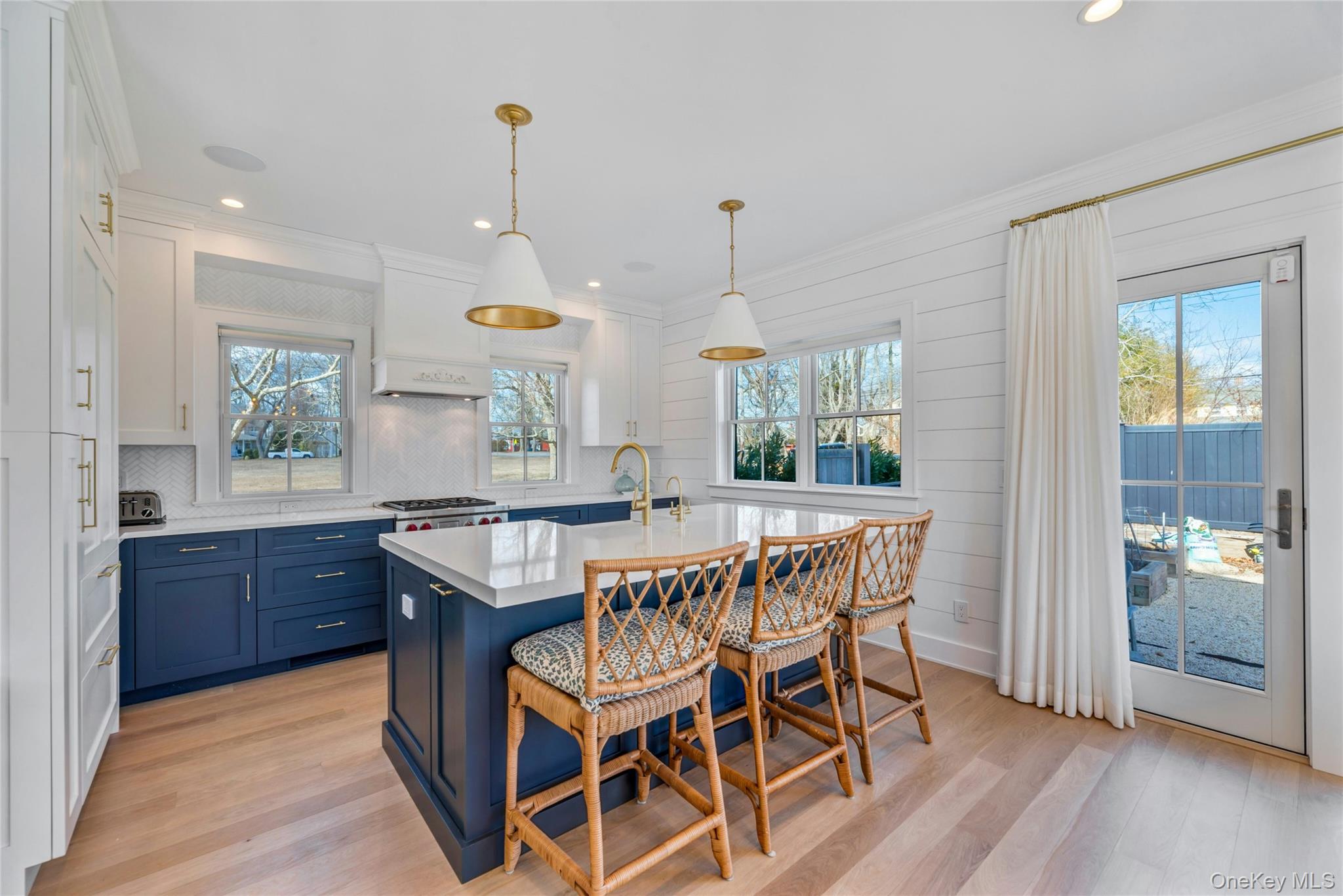850 3rd Street – For Rent photo 4