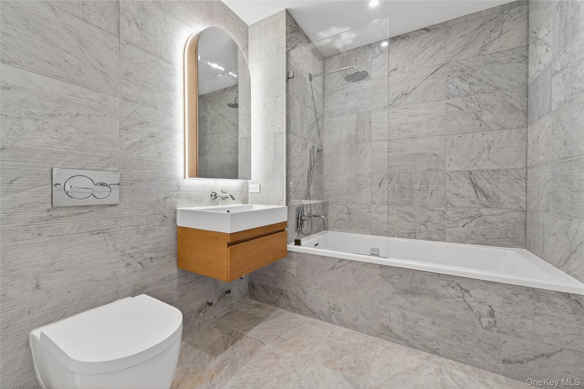 229 9th Street, Unit 307 photo 9