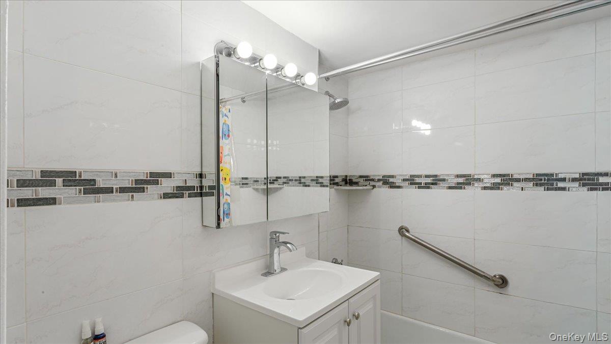 61-35 98th Street, Unit 7G photo 5