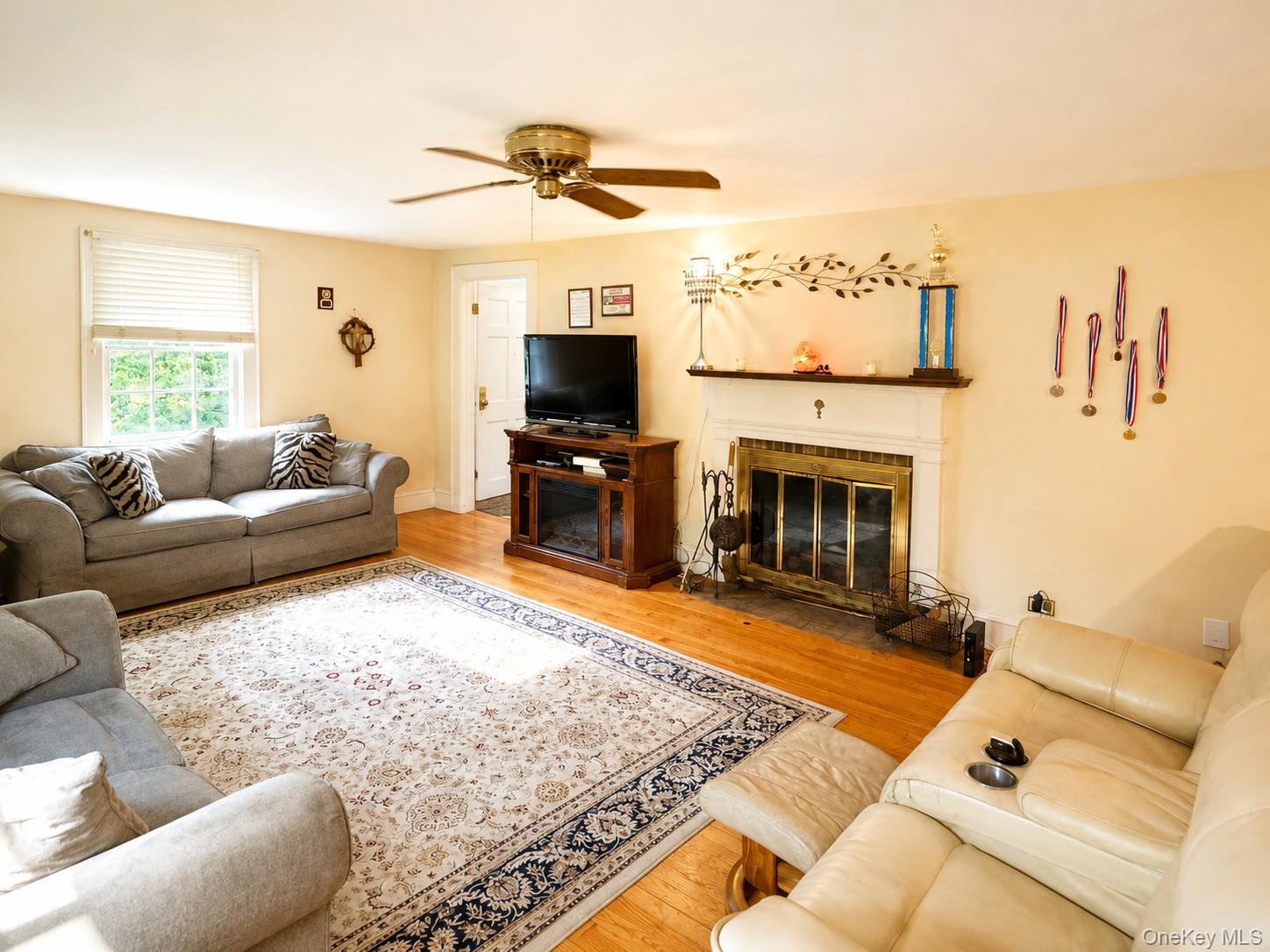 6 Waldron Terrace – For Sale photo 2