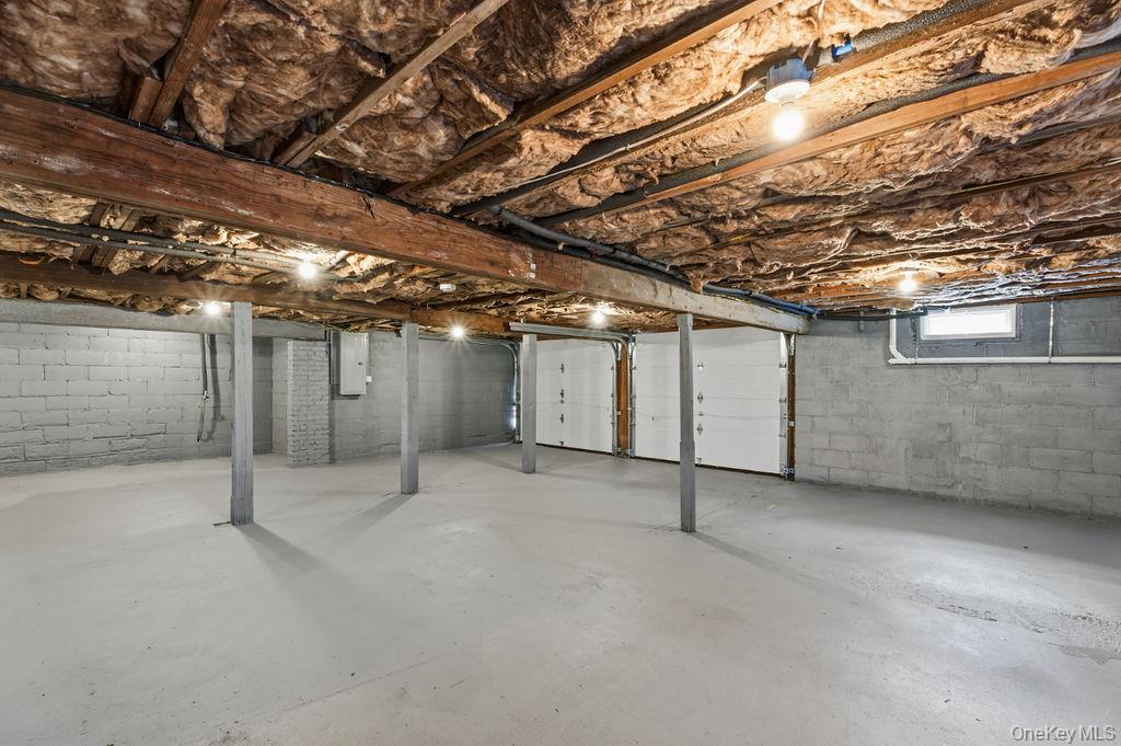 452 Montauk Highway – For Rent photo 16