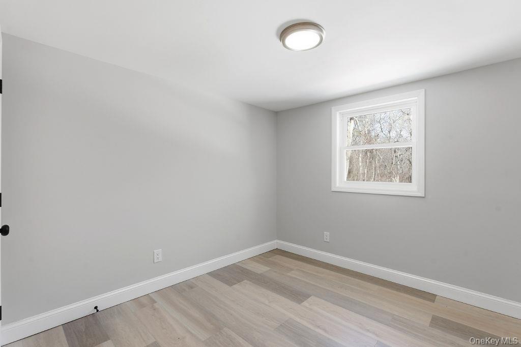 452 Montauk Highway – For Rent photo 9