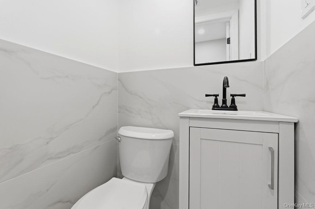 452 Montauk Highway – For Rent photo 14