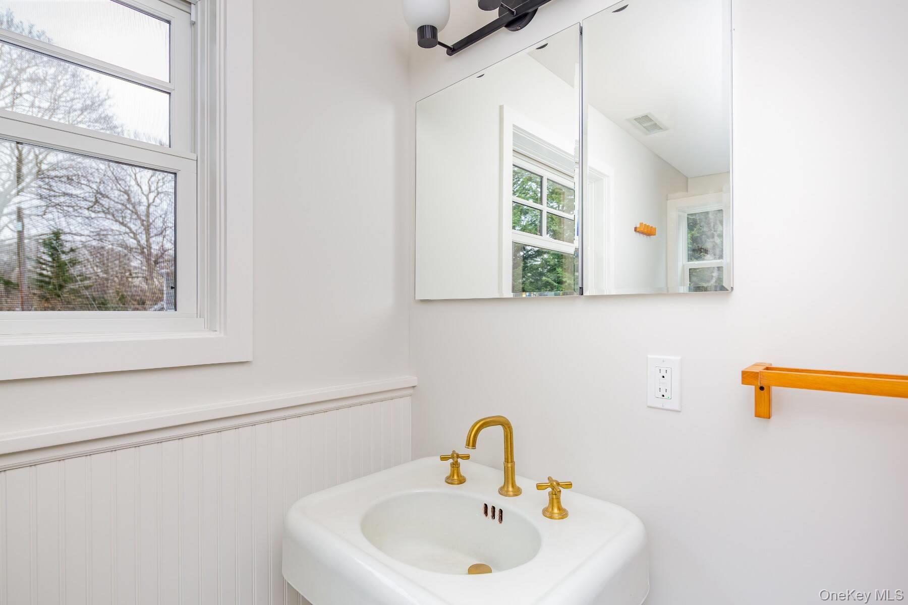 9 Helens Lane – For Sale photo 24