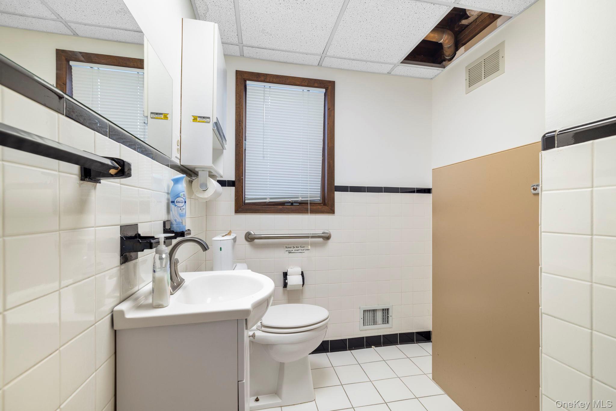 7 Stokum Lane – For Sale photo 12