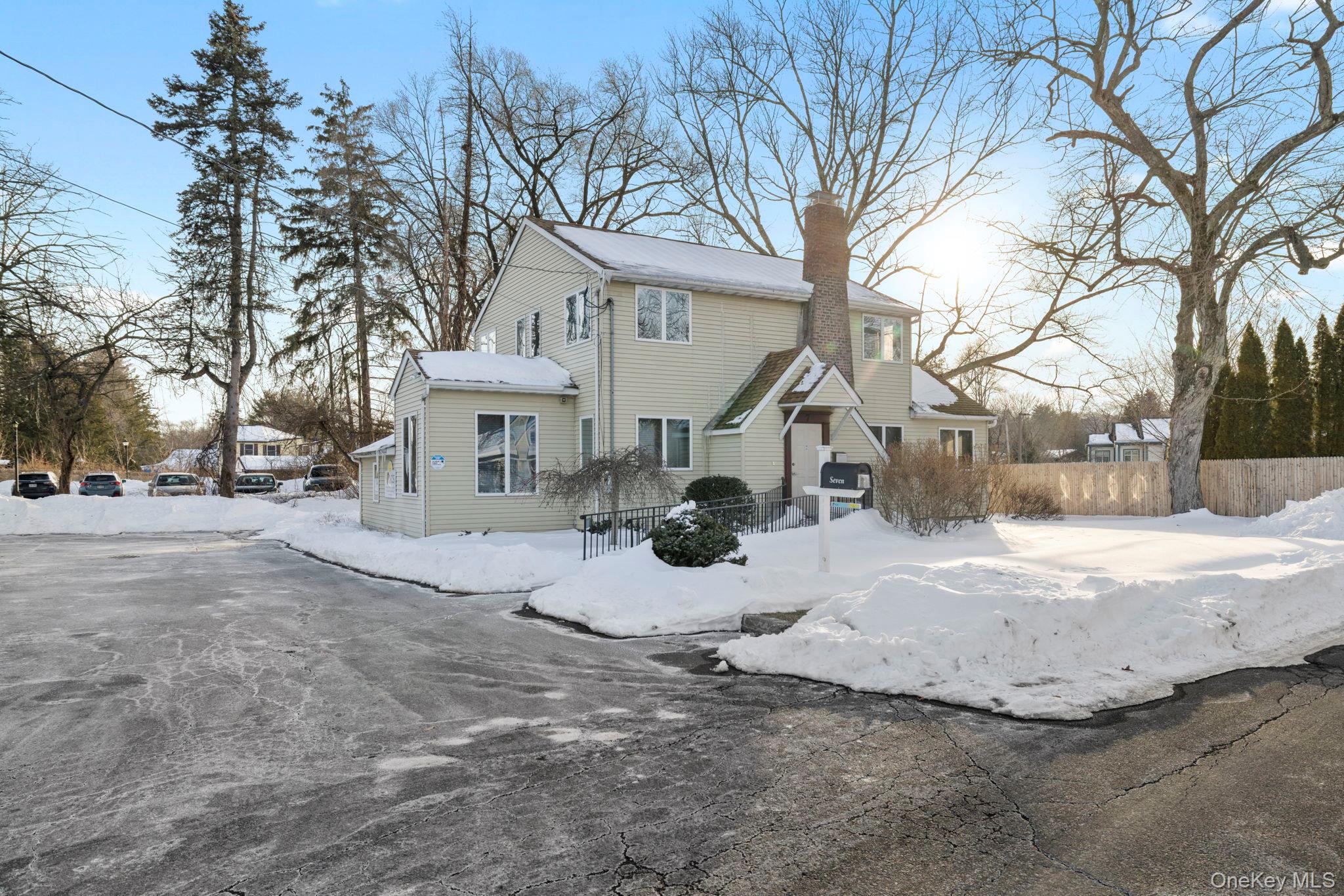 7 Stokum Lane – For Sale
