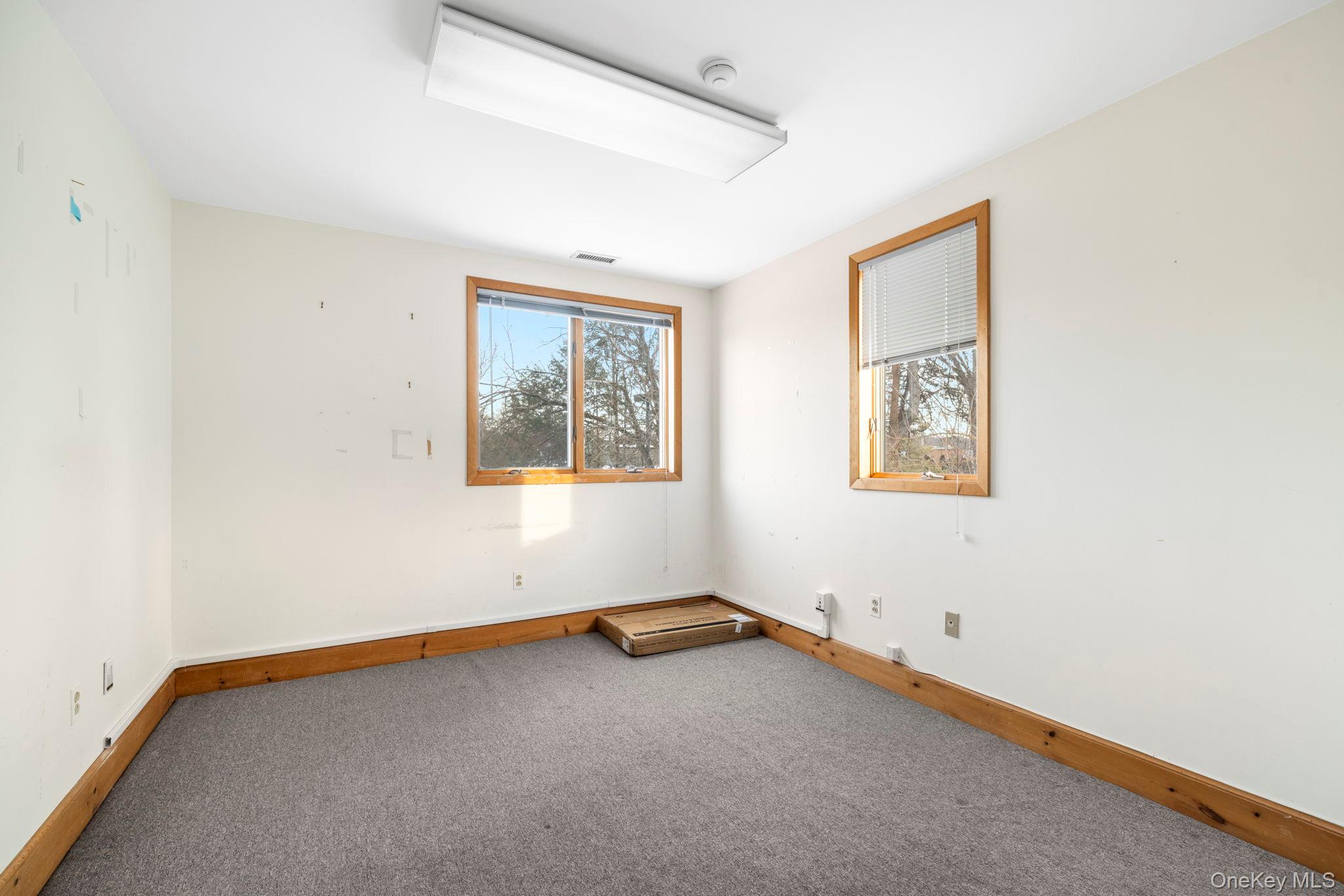 7 Stokum Lane – For Sale photo 9