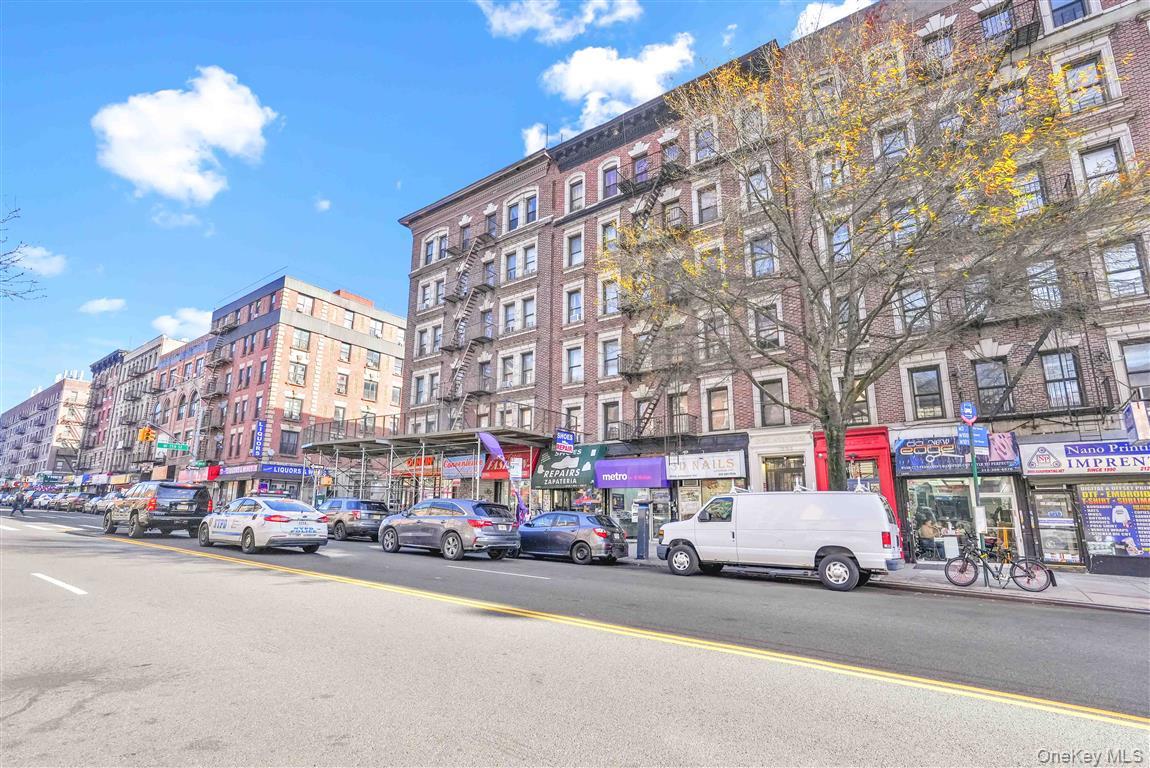 1993 Amsterdam Avenue, Unit 31 photo 2