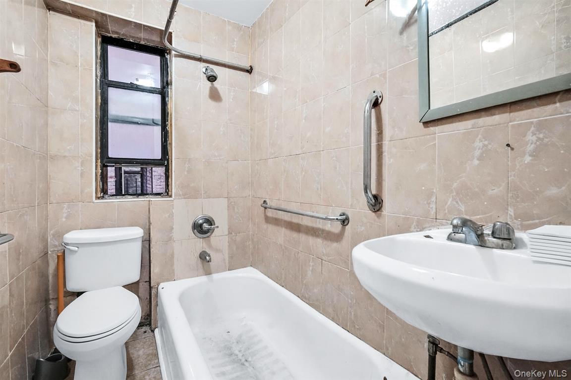 1993 Amsterdam Avenue, Unit 31 photo 13