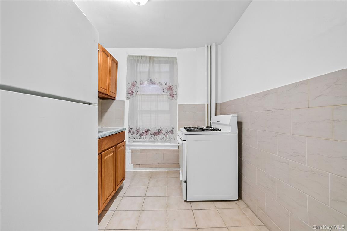 1993 Amsterdam Avenue, Unit 31 photo 7