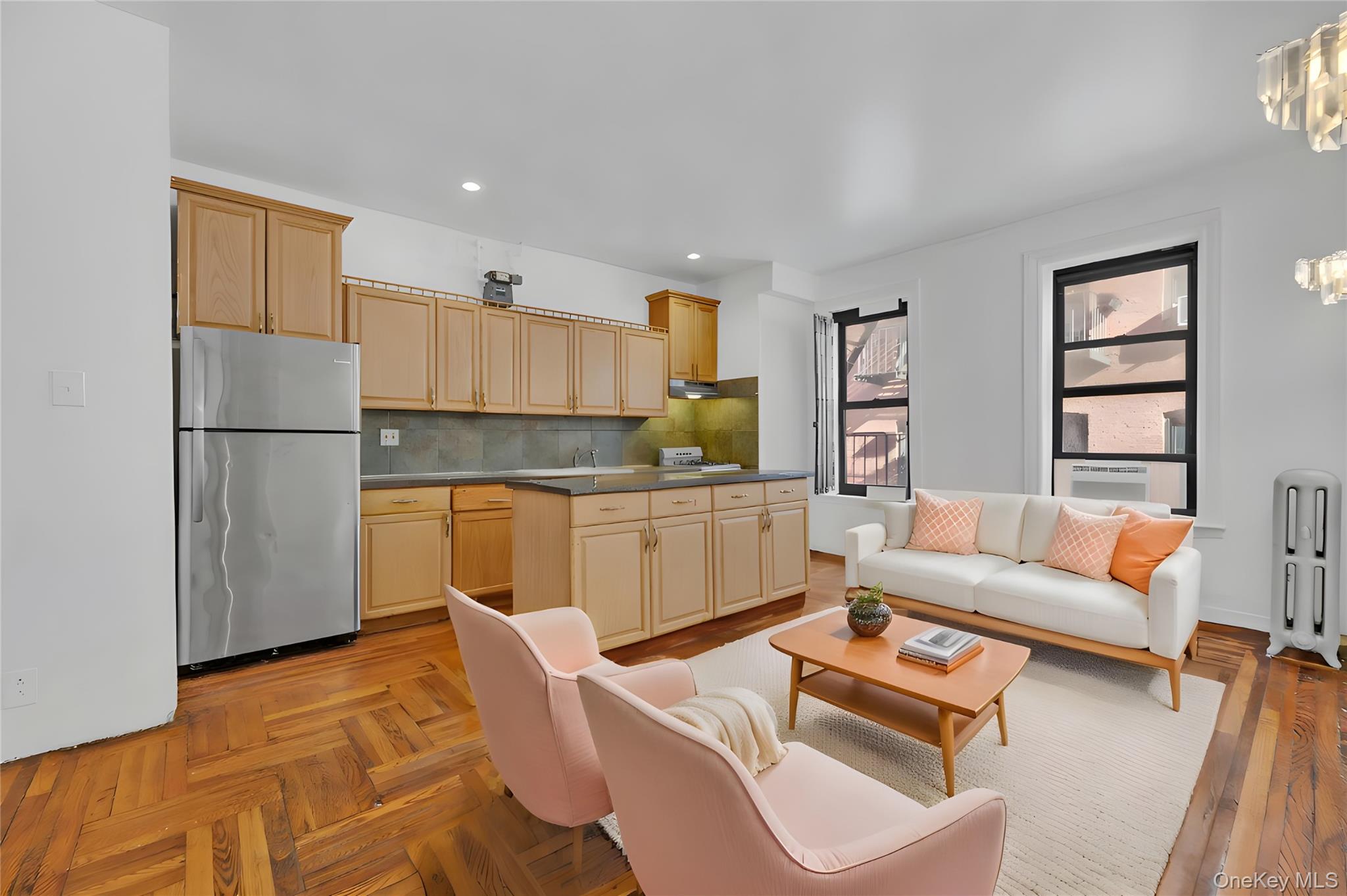 828 Gerard Avenue, Unit 2D
