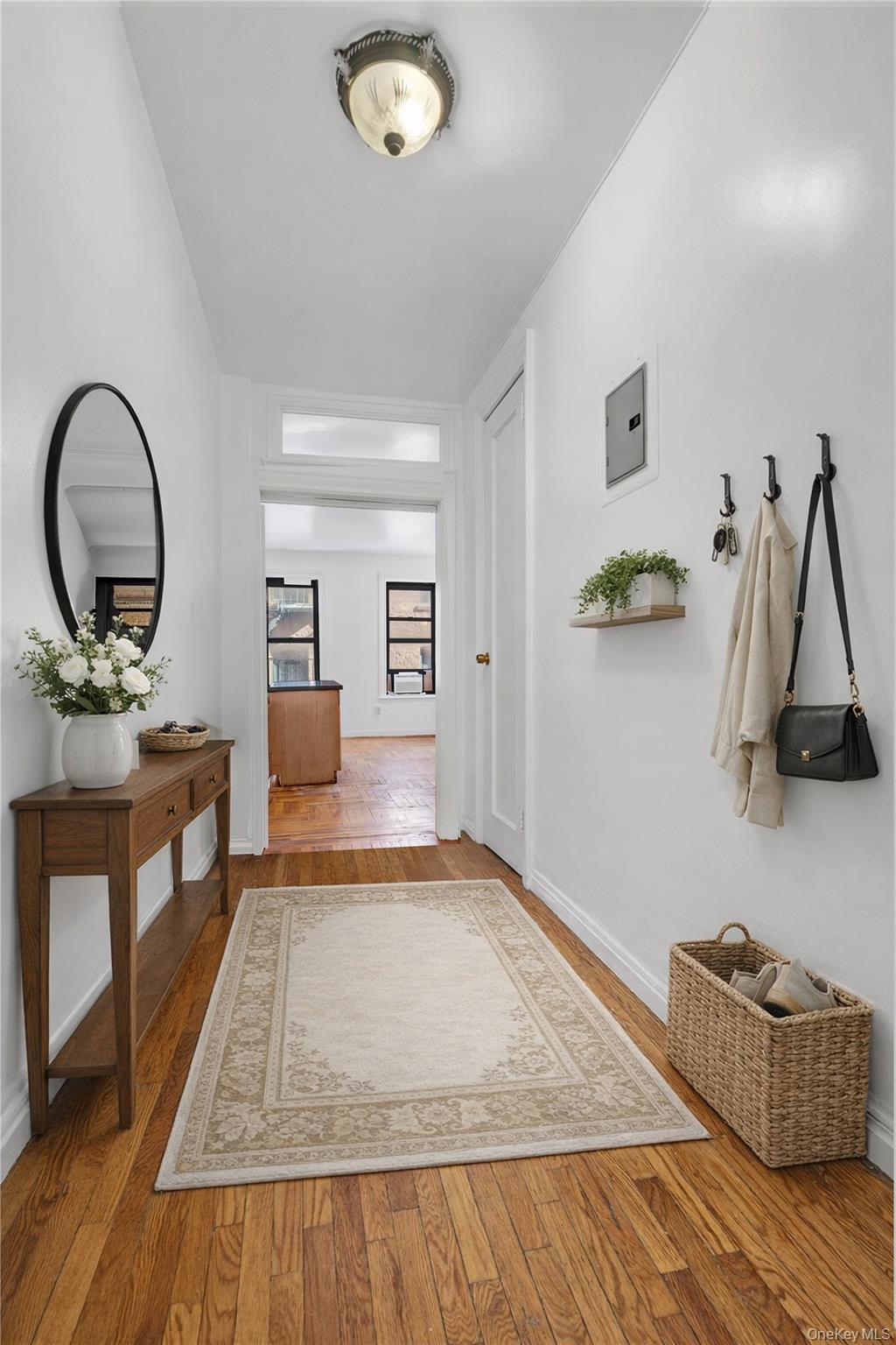 828 Gerard Avenue, Unit 2D photo 3