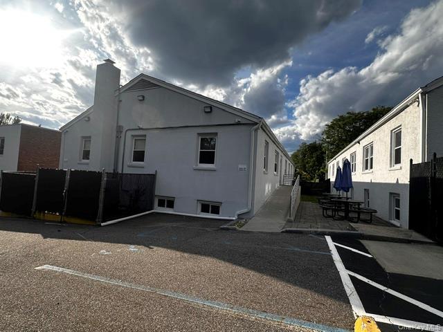 48 Elm Street – For Rent photo 2
