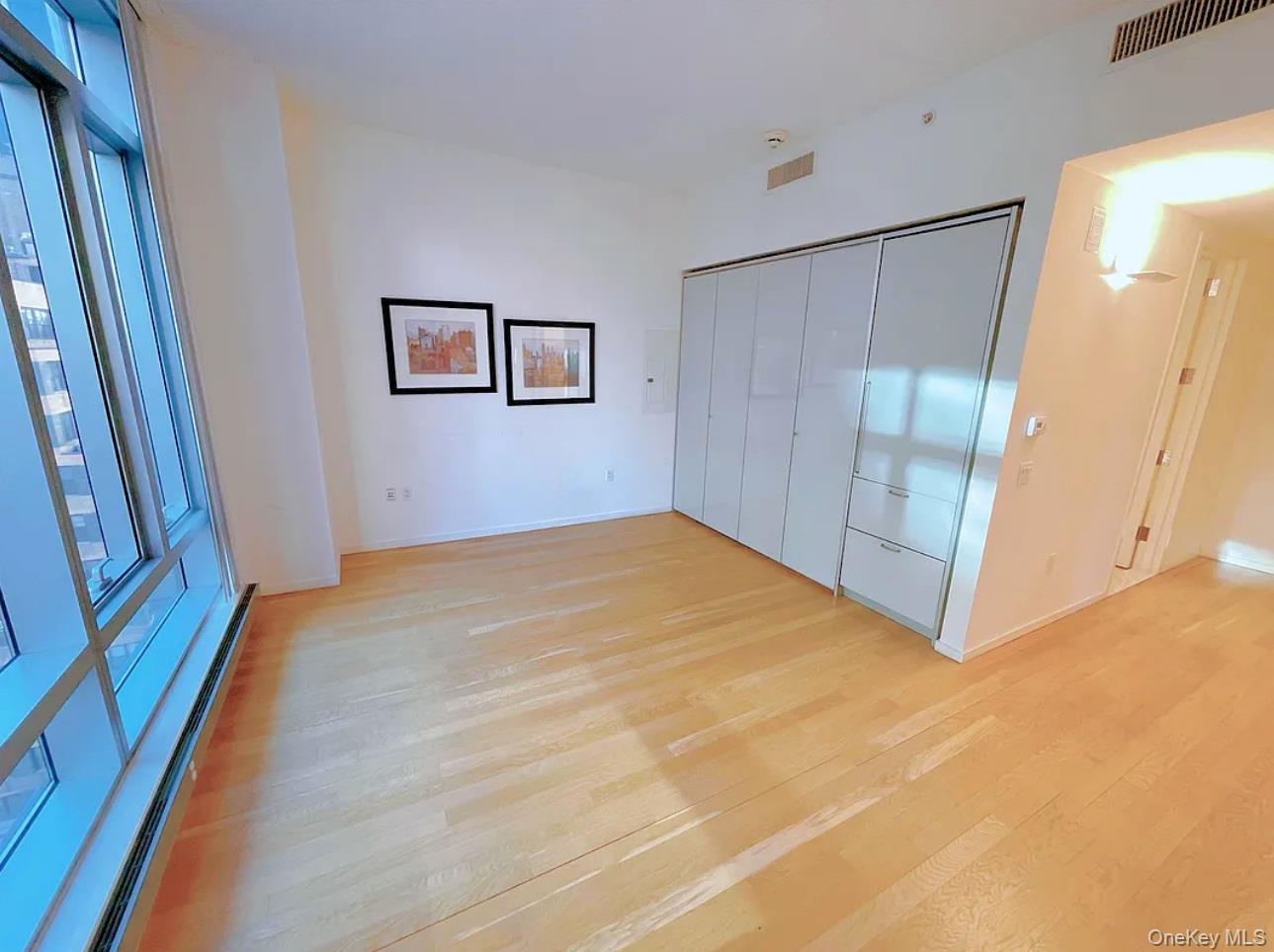 18 W 48th Street, Unit 17D photo 3
