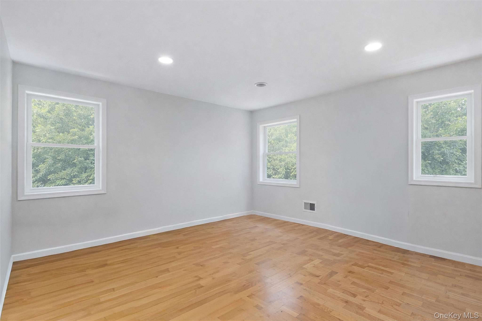 153 S Pascack Road – For Sale photo 16