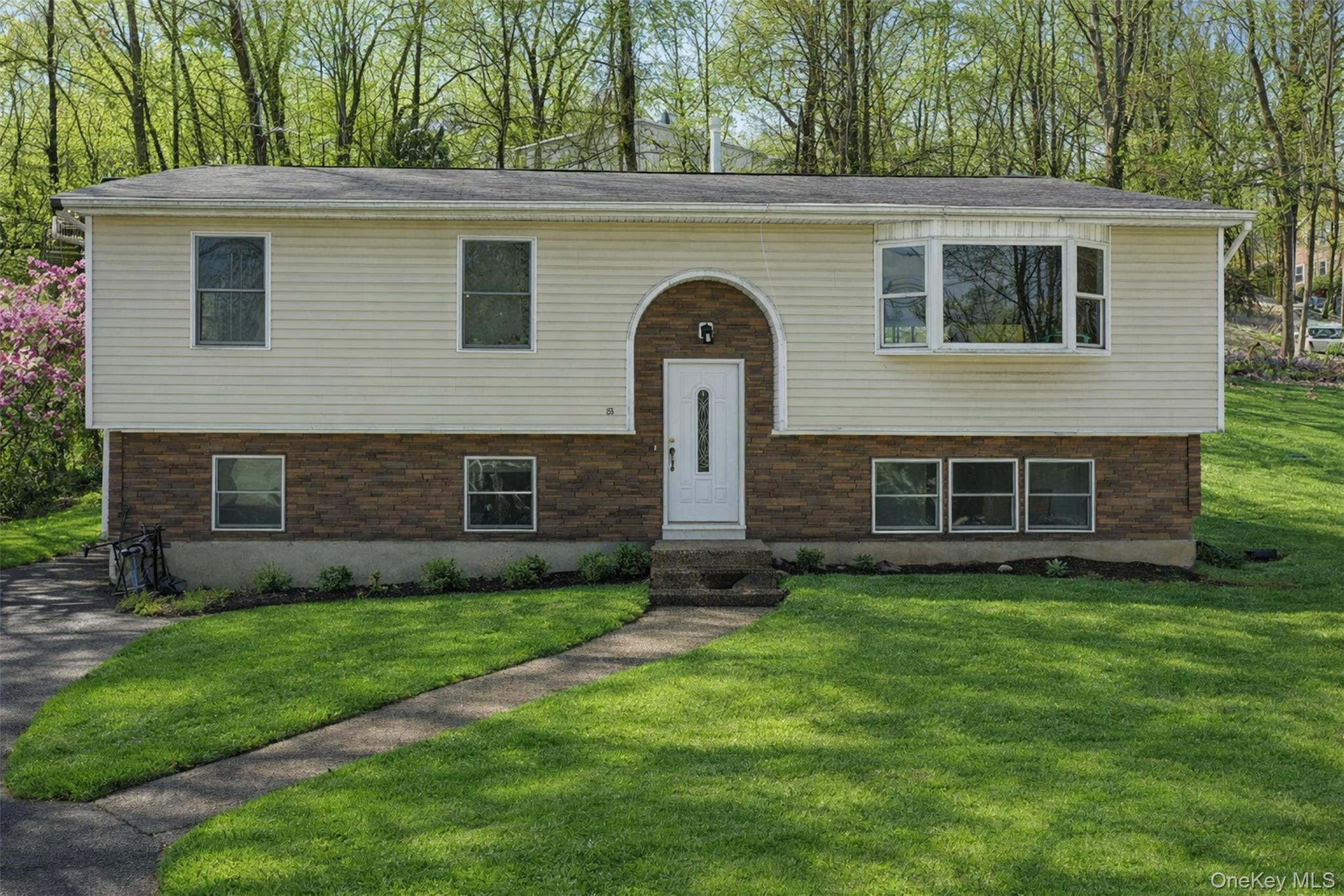 153 S Pascack Road – For Sale photo 2