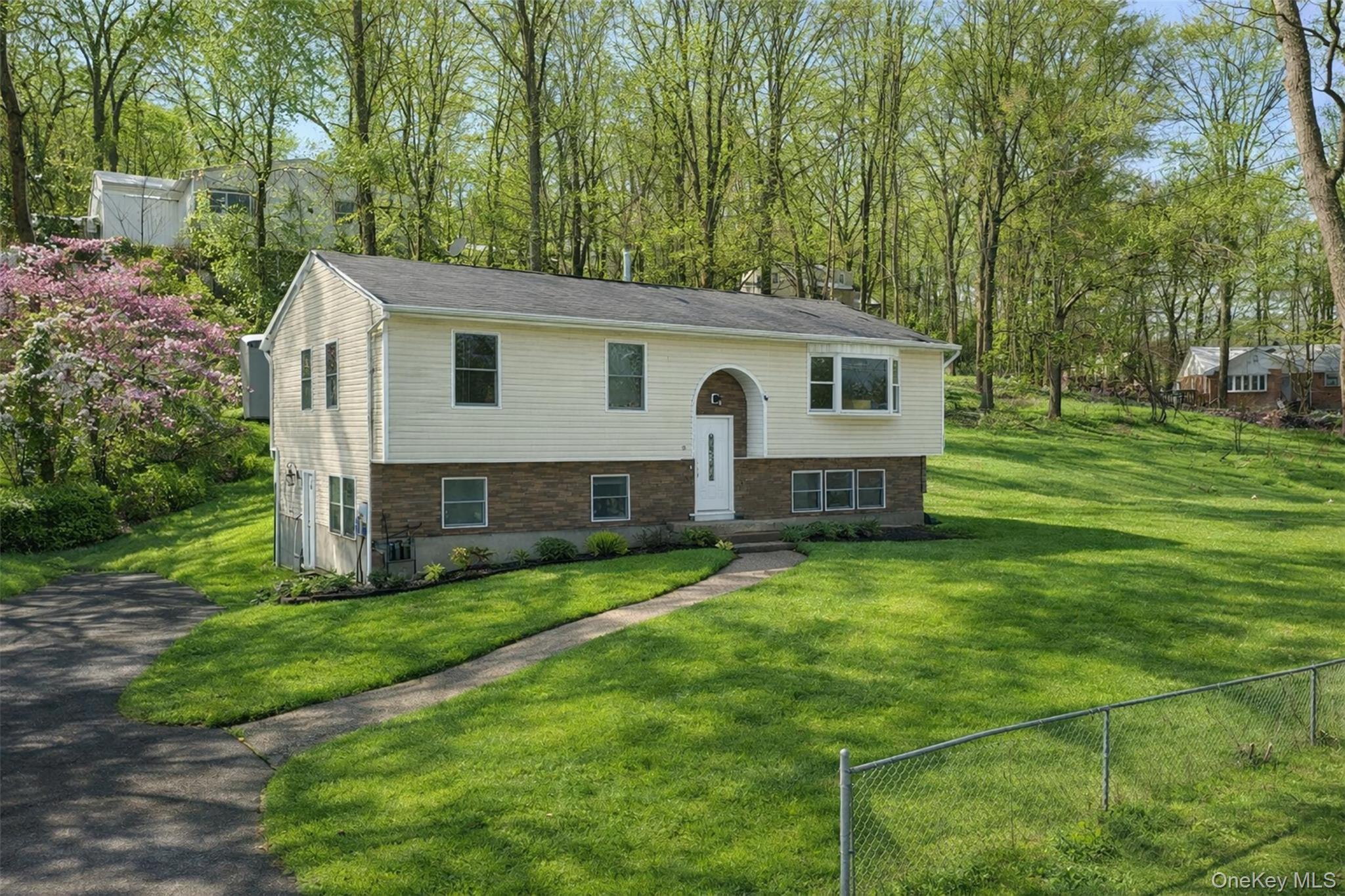 153 S Pascack Road – For Sale photo 7