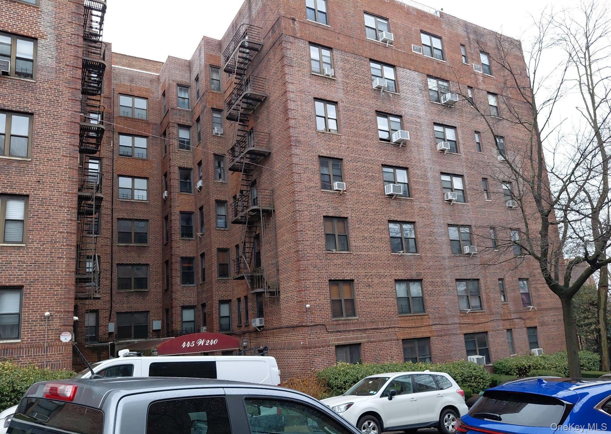 445 W 240th Street, Unit 2G photo 2