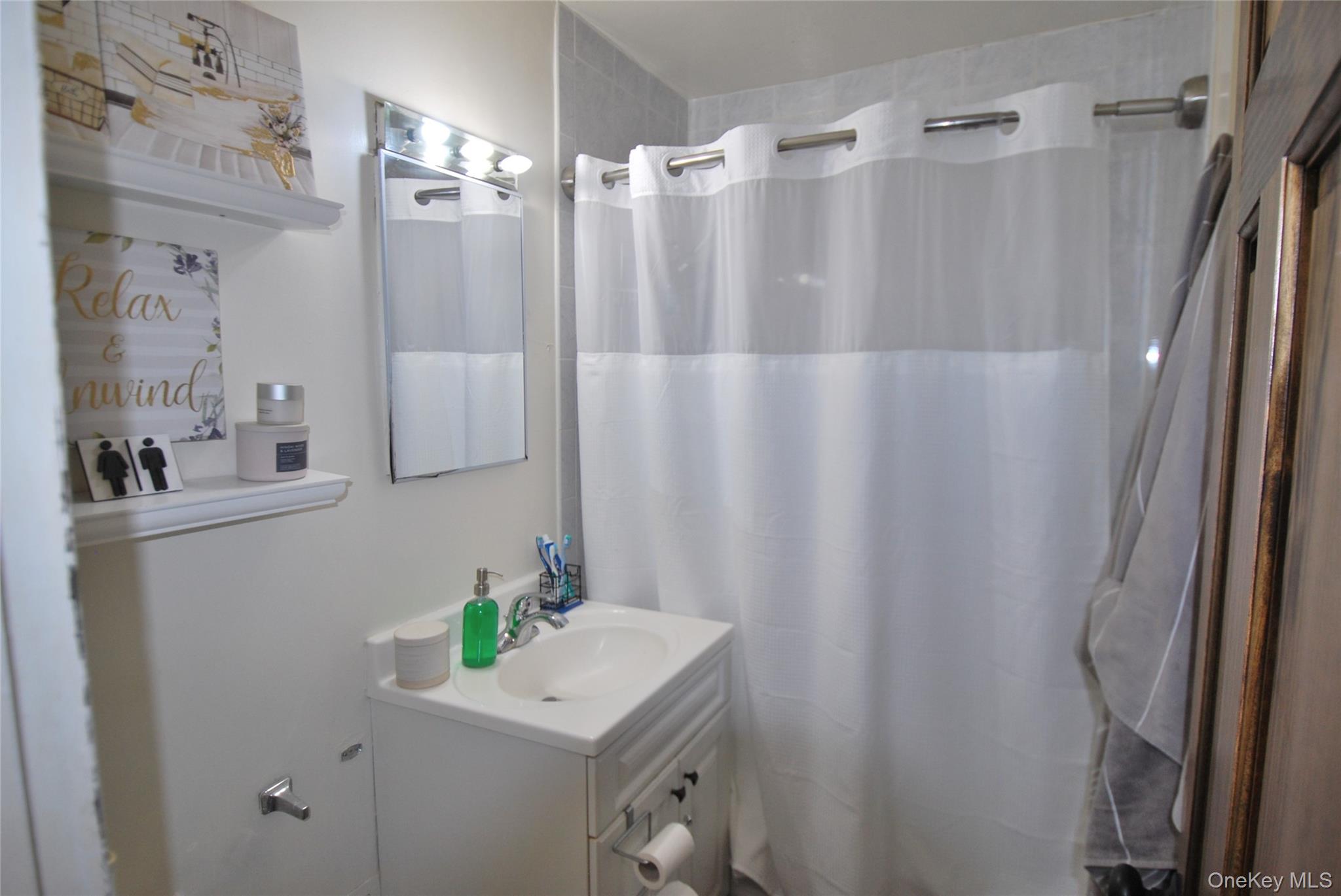 7 Balint Drive, Unit 521 photo 11