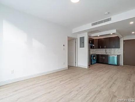 88-56 162nd Street, Unit 2D photo 2