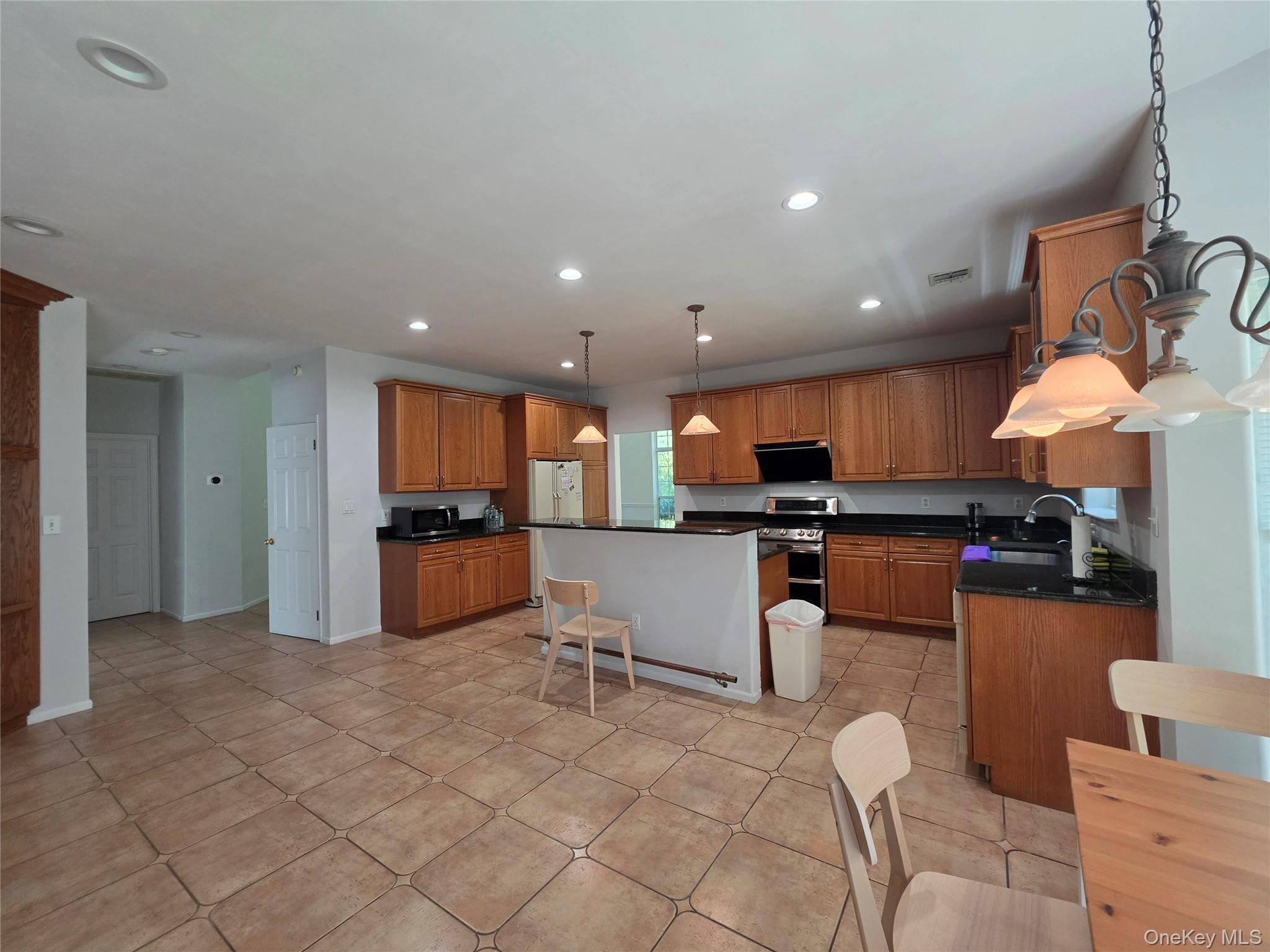 3 Arbor Field Way – For Sale photo 6