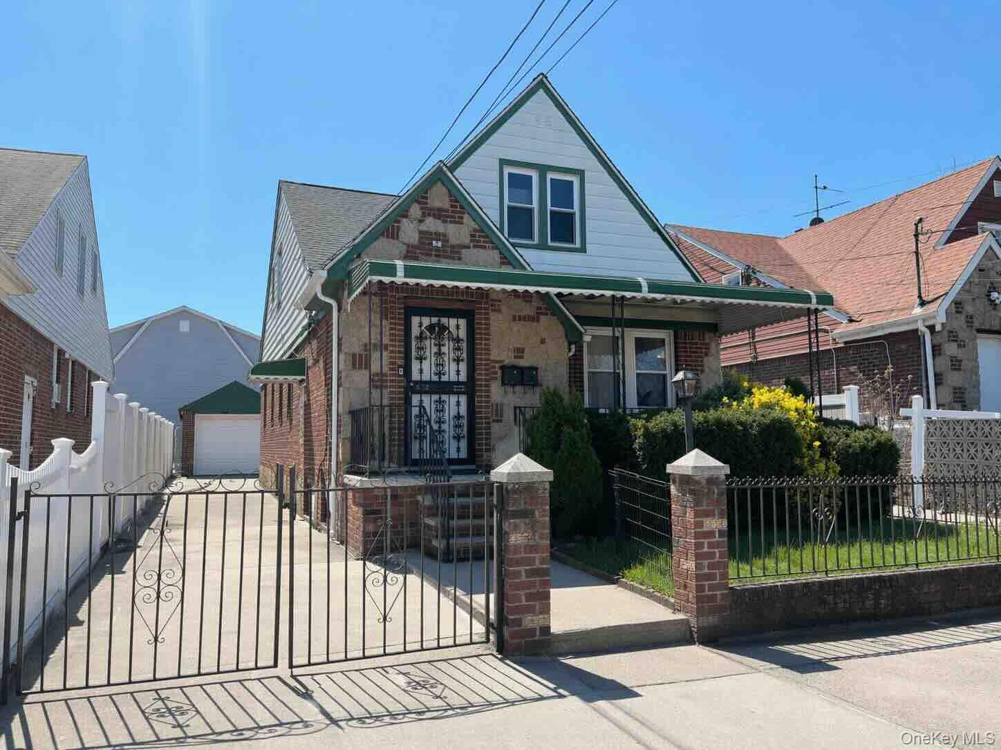 18216 141st Avenue – For Sale photo 8
