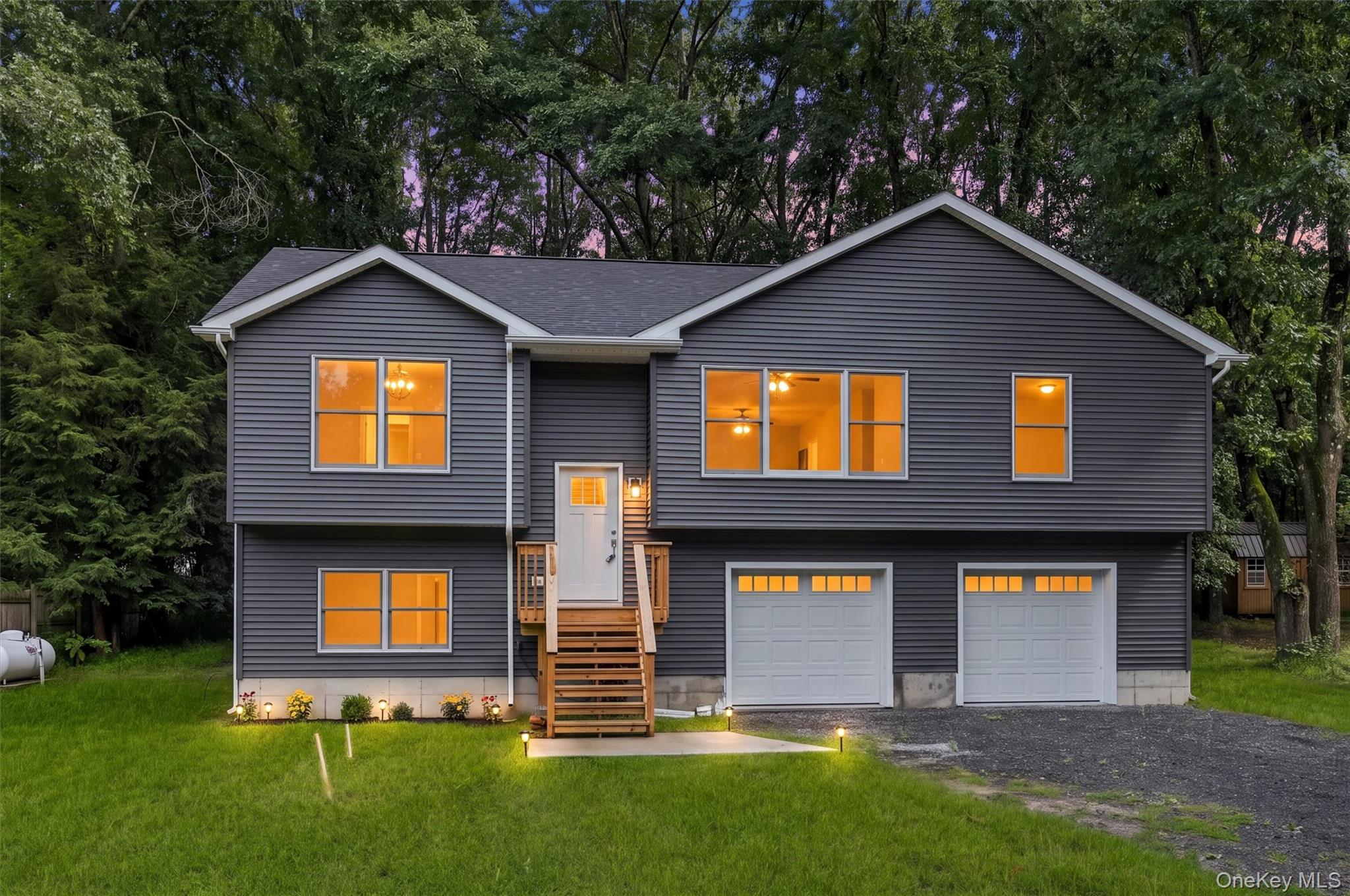 6 Mark Drive – For Sale