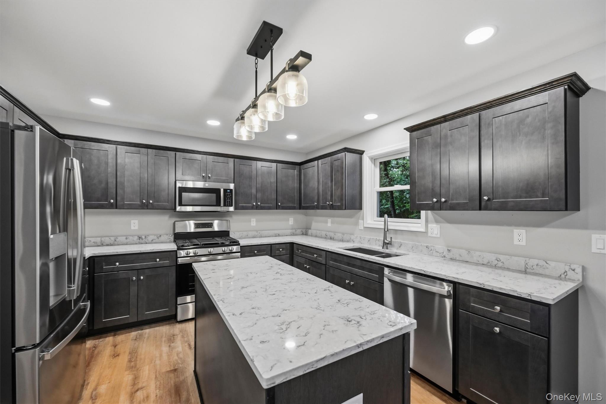 6 Mark Drive – For Sale photo 10