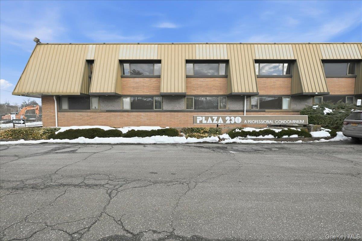 230 Hilton Avenue, Unit 107,108,10