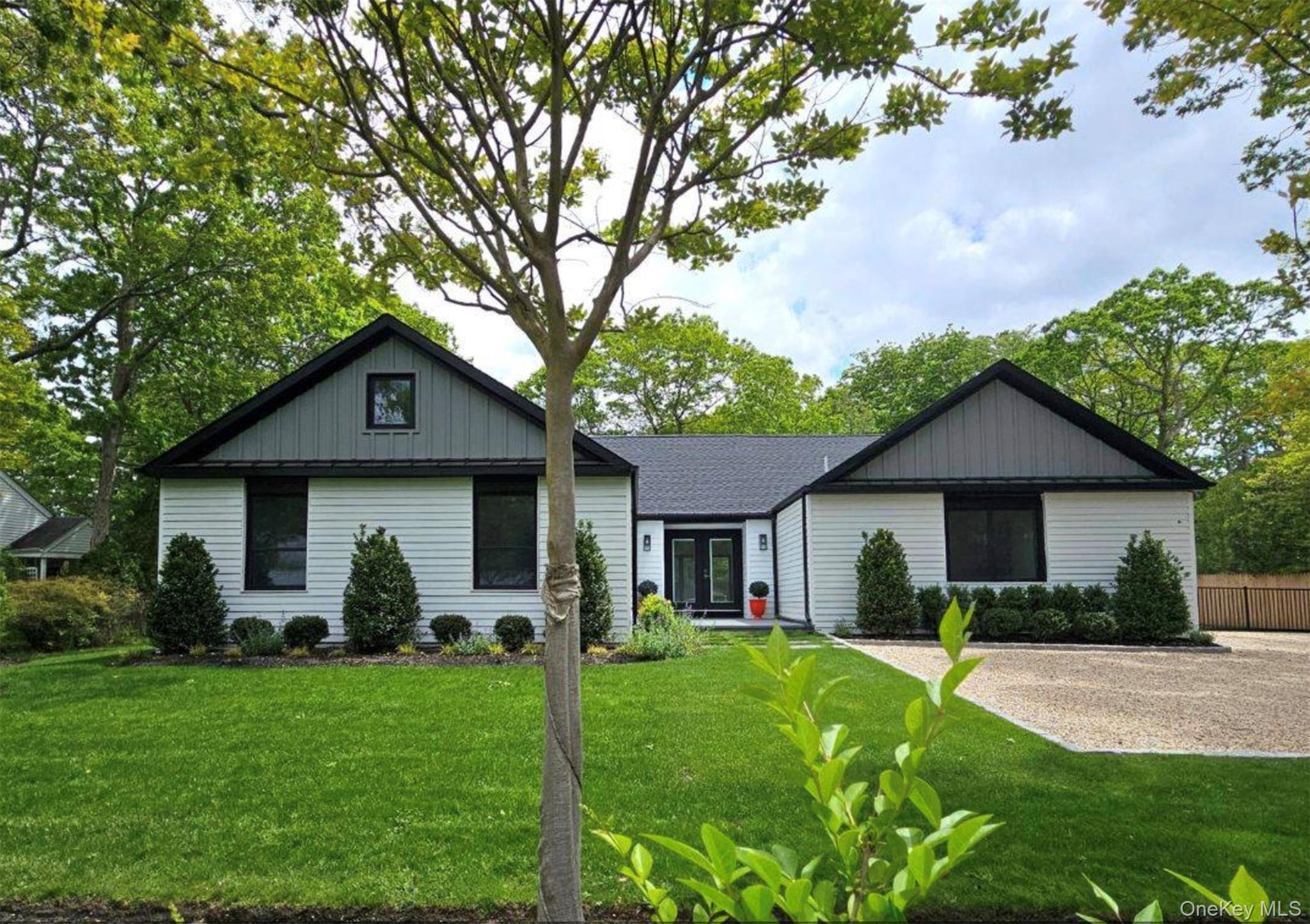 10 Hampton Street – For Rent