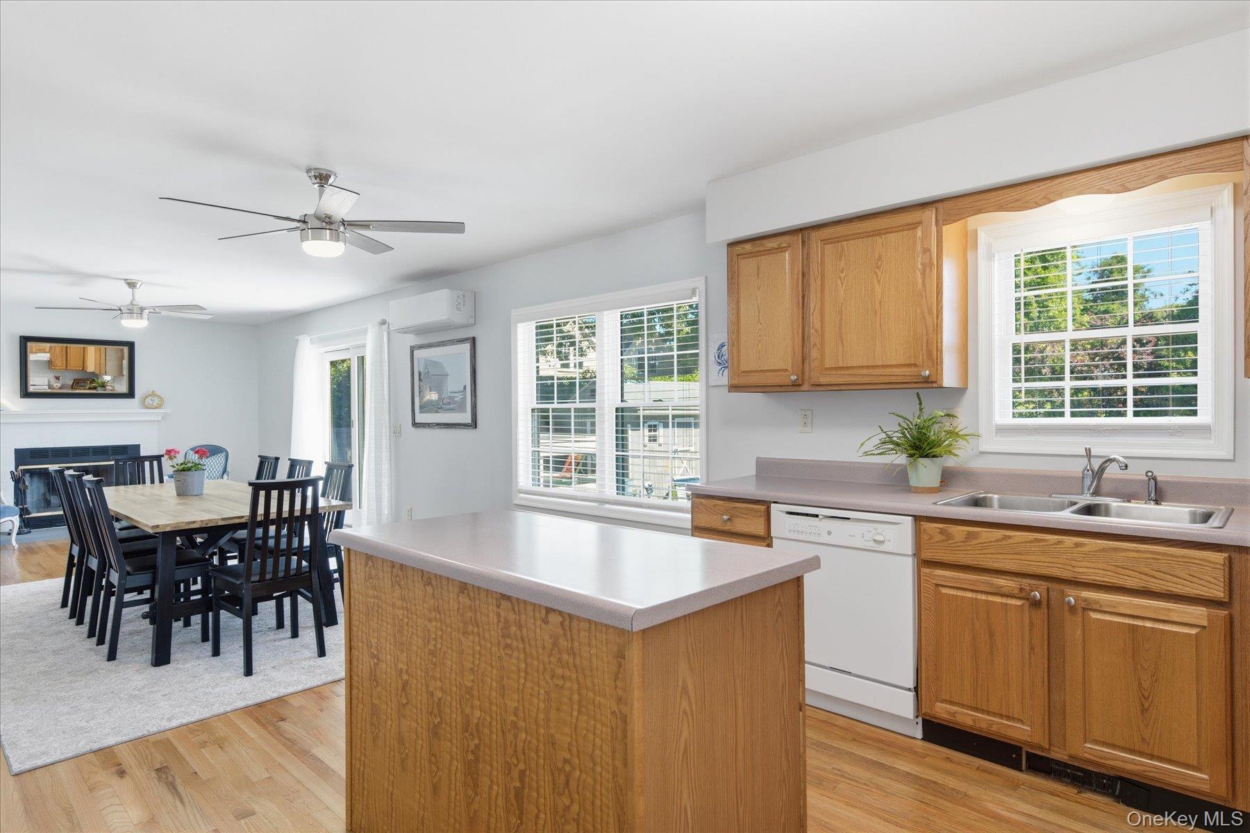 59 Peconic Avenue – For Rent photo 9