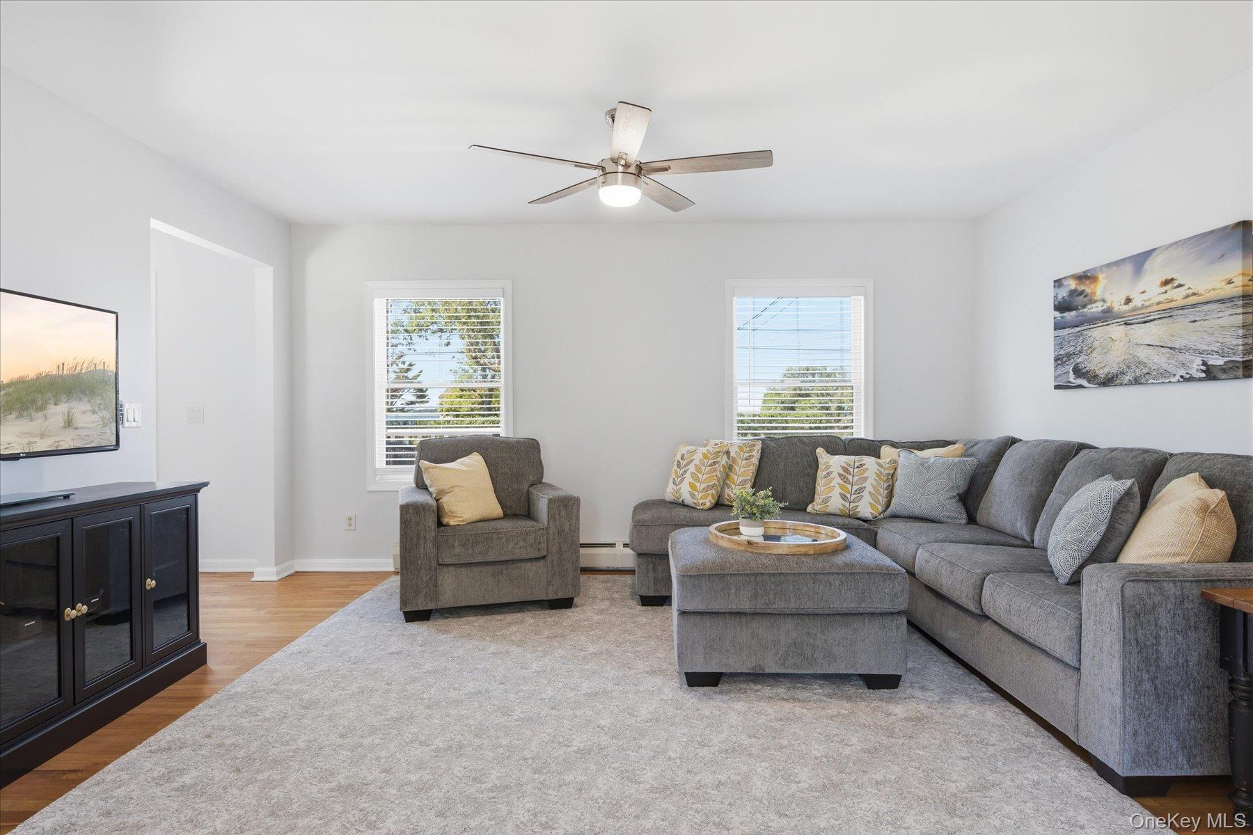 59 Peconic Avenue – For Rent photo 5