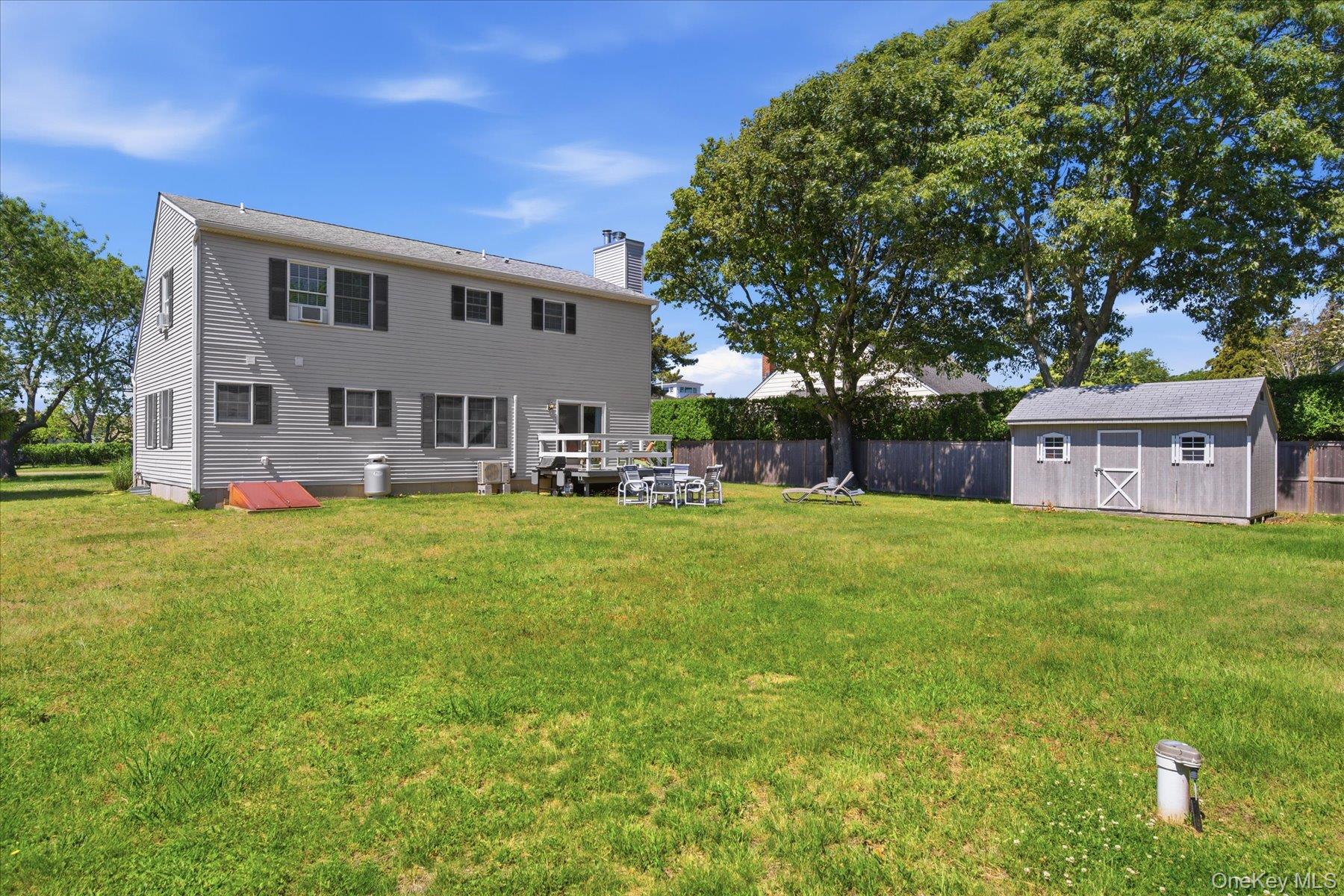 59 Peconic Avenue – For Rent photo 3