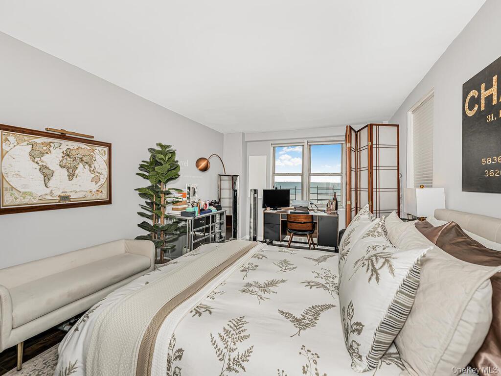 5800 Arlington Avenue, Unit 16A photo 10