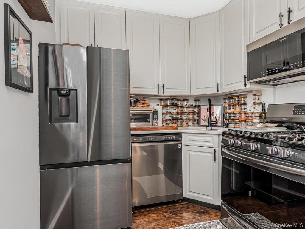 5800 Arlington Avenue, Unit 16A photo 12