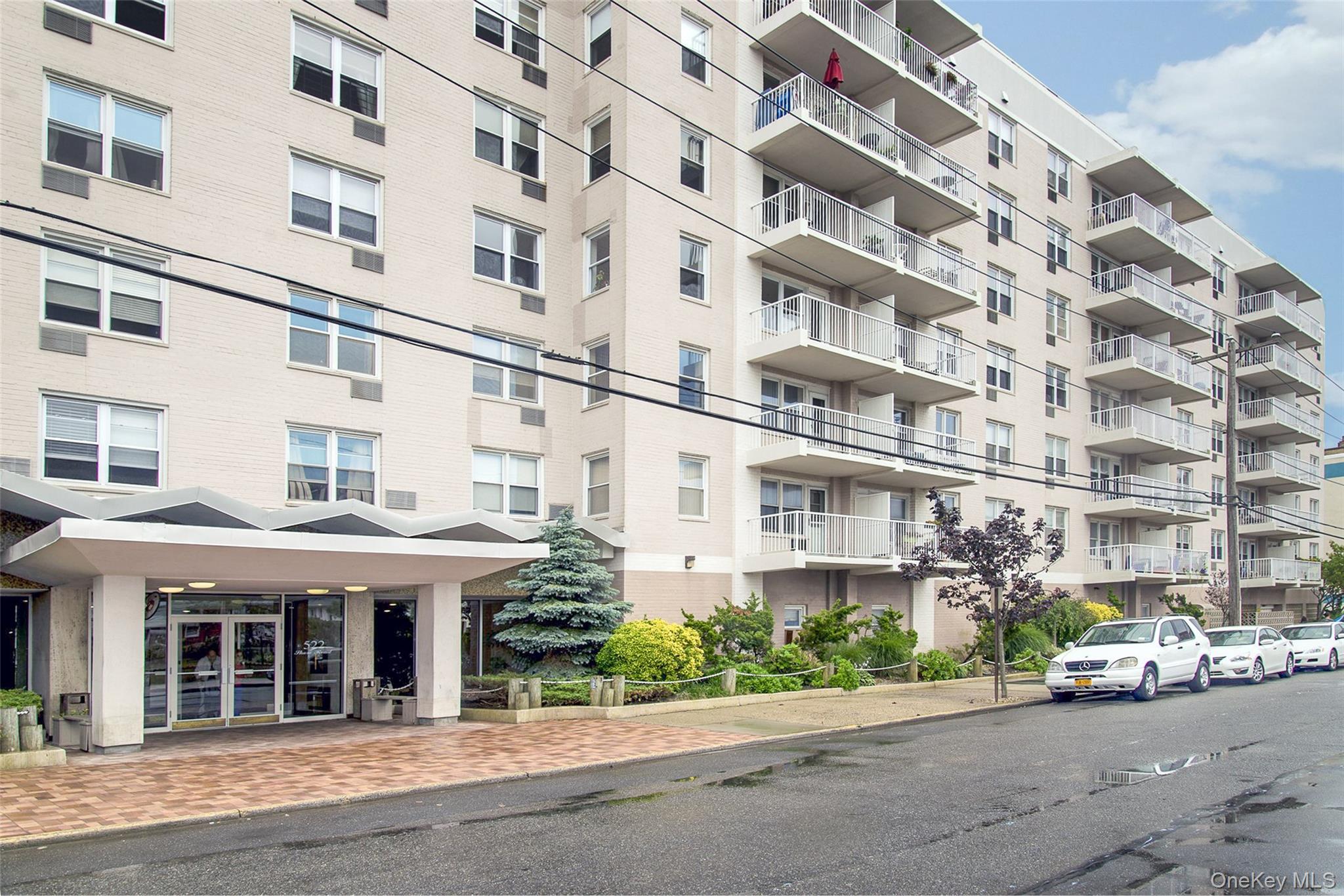 522 Shore Road, Unit 2AA photo 2