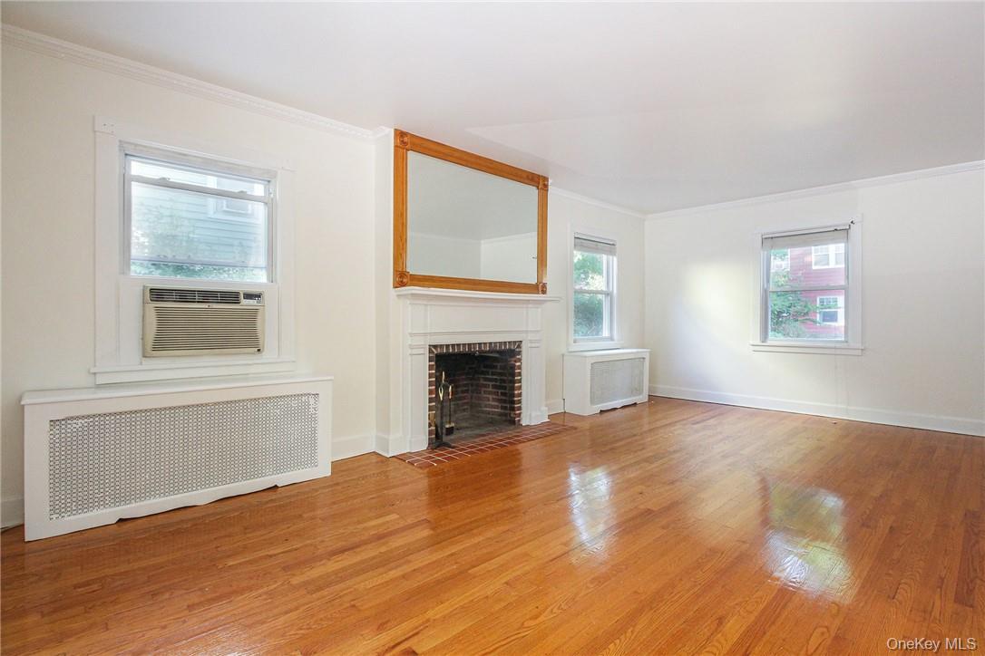 237 Coligni Avenue – For Sale photo 2