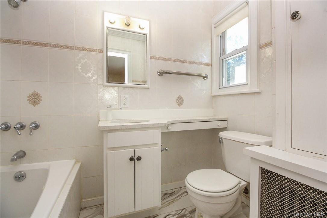 237 Coligni Avenue – For Sale photo 21