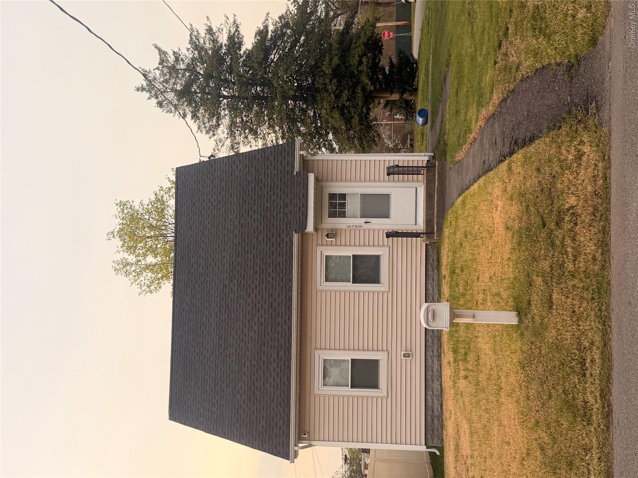 629 Lakeway Drive – For Sale photo 12