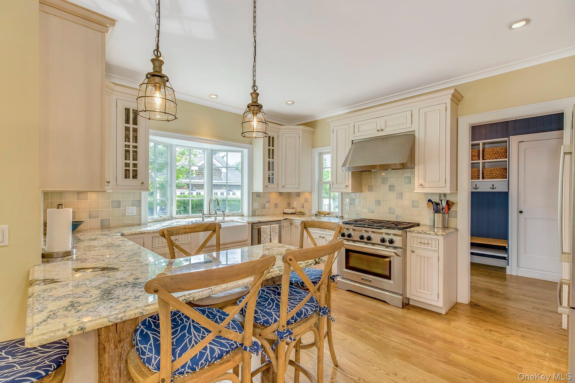 590 Soundview Av Ext Avenue – For Rent photo 9
