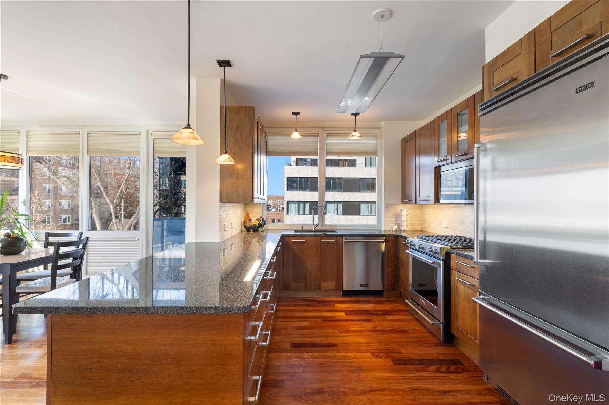 640 W 237th Street, Unit 4C photo 3