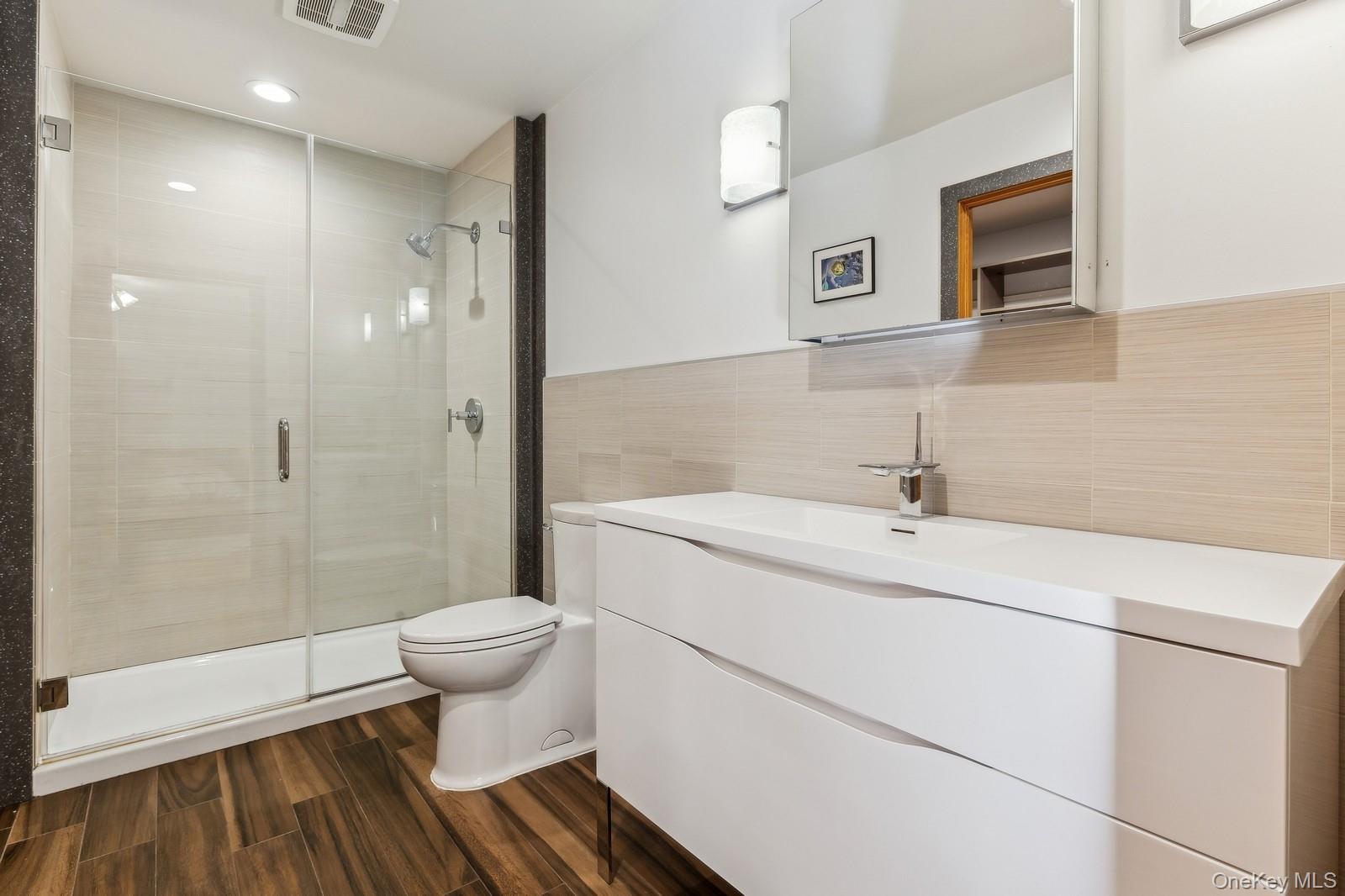 2905 Private Road – For Rent photo 17