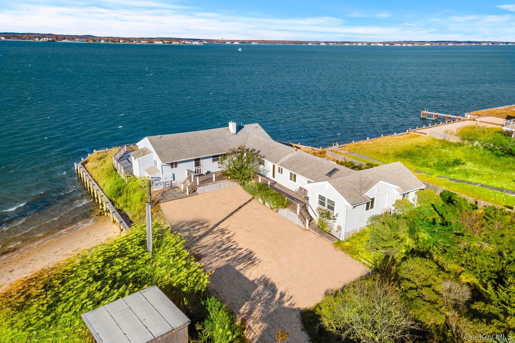 654A Dune Road – For Sale photo 37