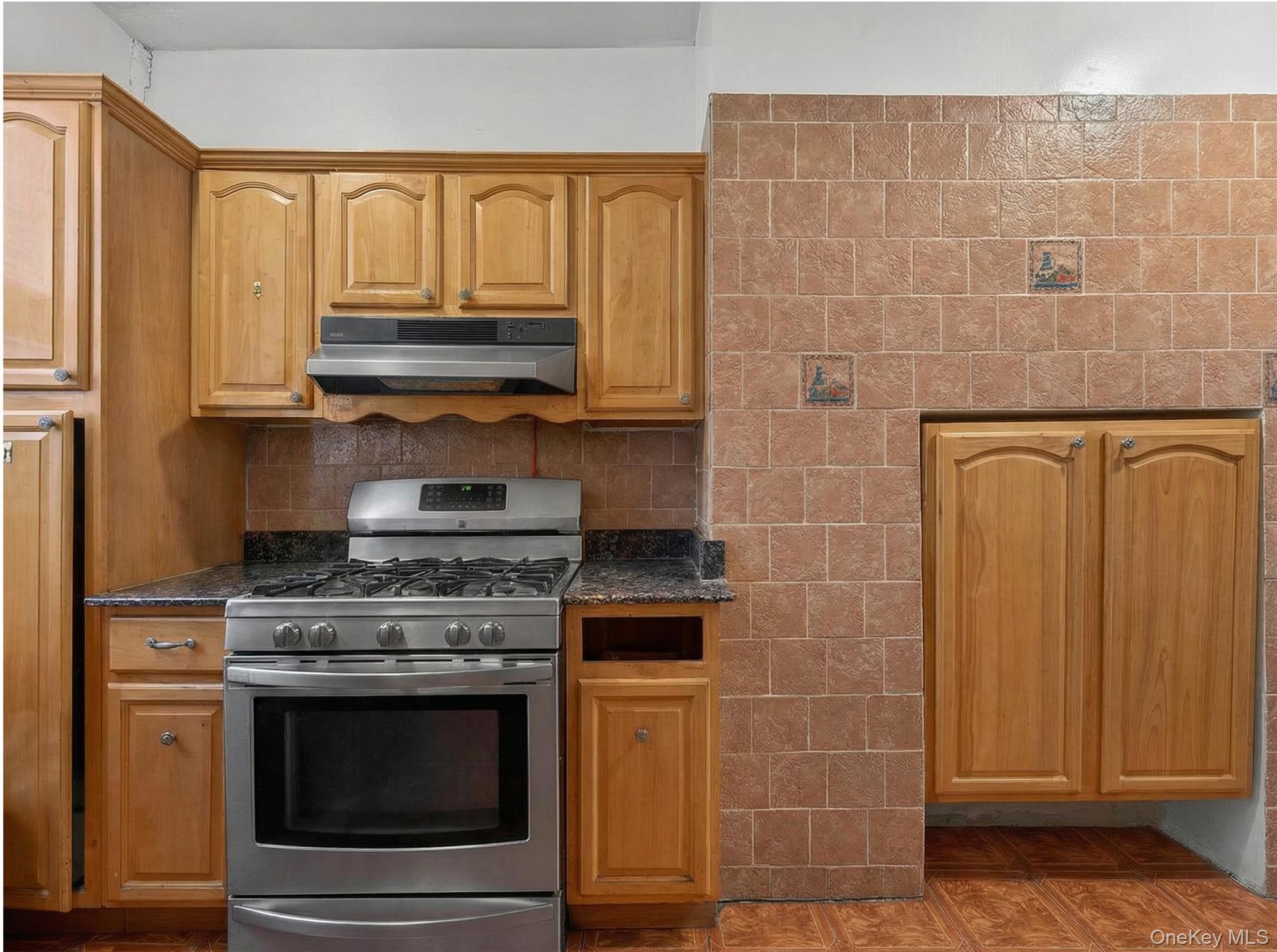 1434 Greene Avenue – For Sale photo 4