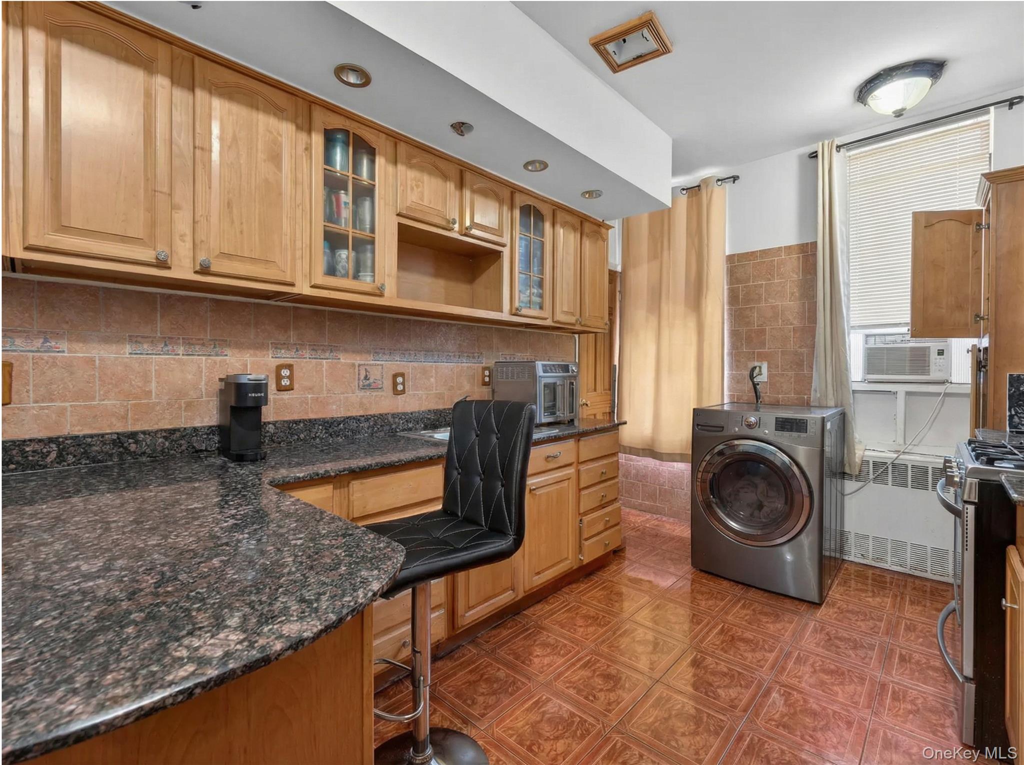 1434 Greene Avenue – For Sale photo 3