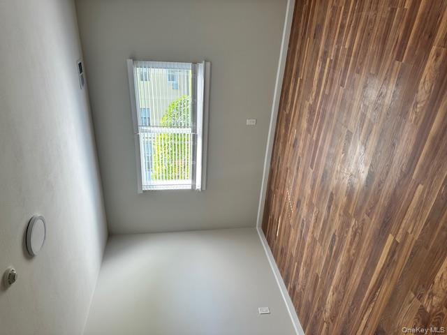 5 Pointe Circle S, Unit 5 photo 2