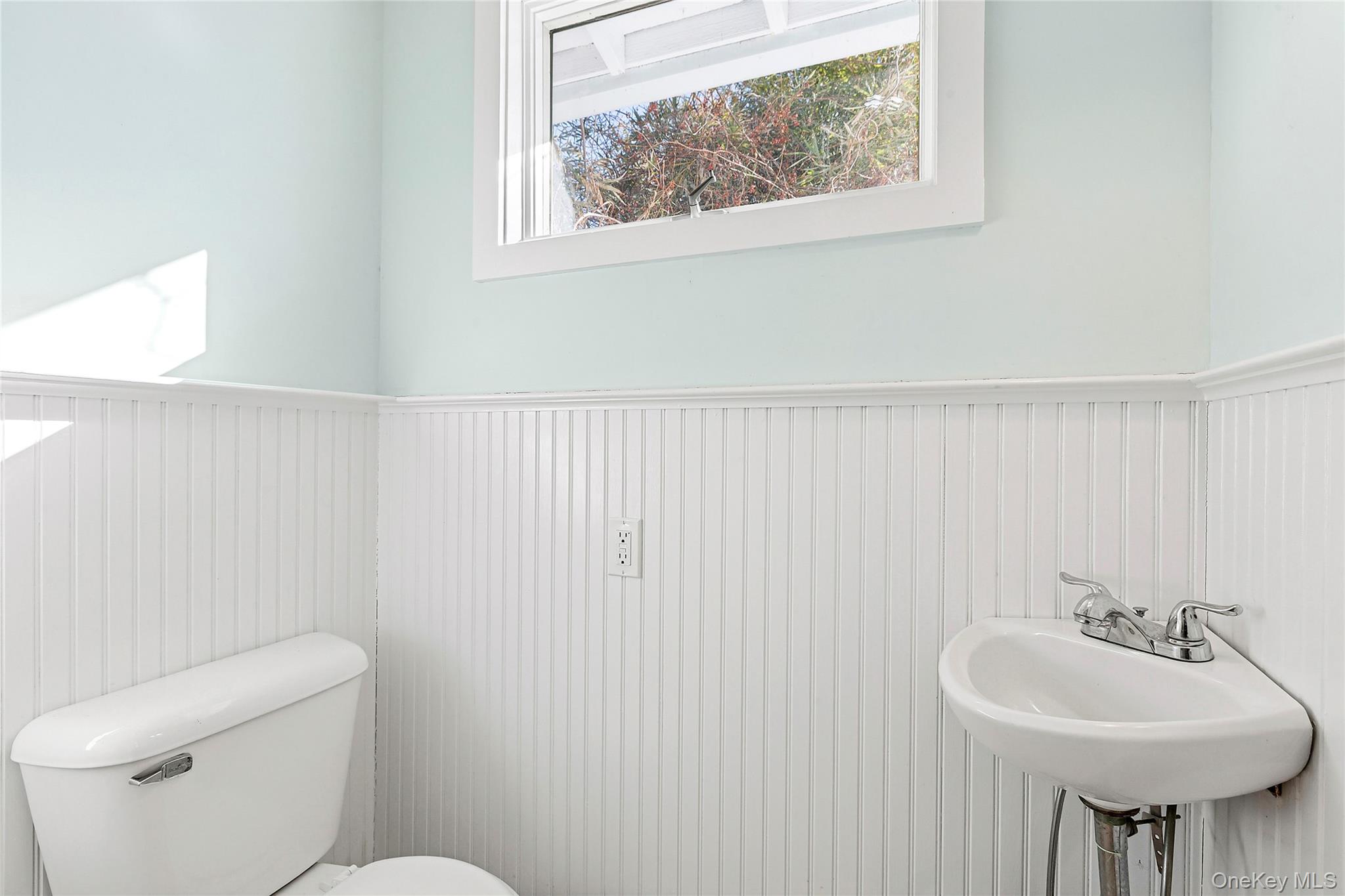 210 5th Street – For Sale photo 25