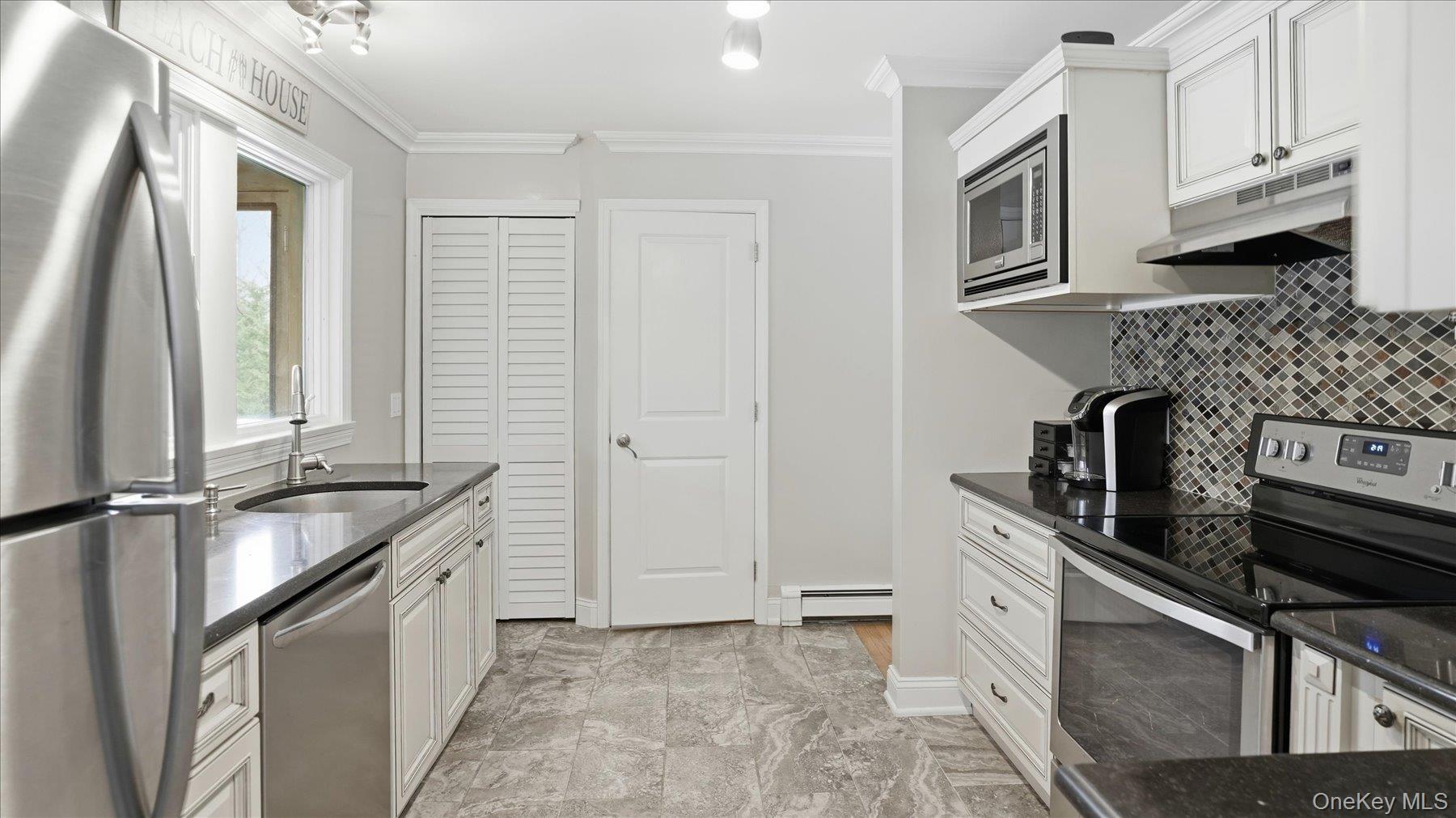 3 Robins Nest Lane – For Rent photo 12